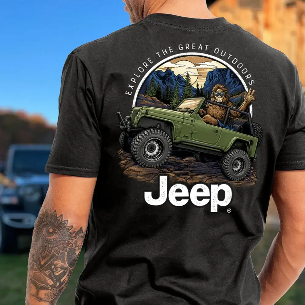 Alternative view of Jeep - Off-Road Trip T-Shirt