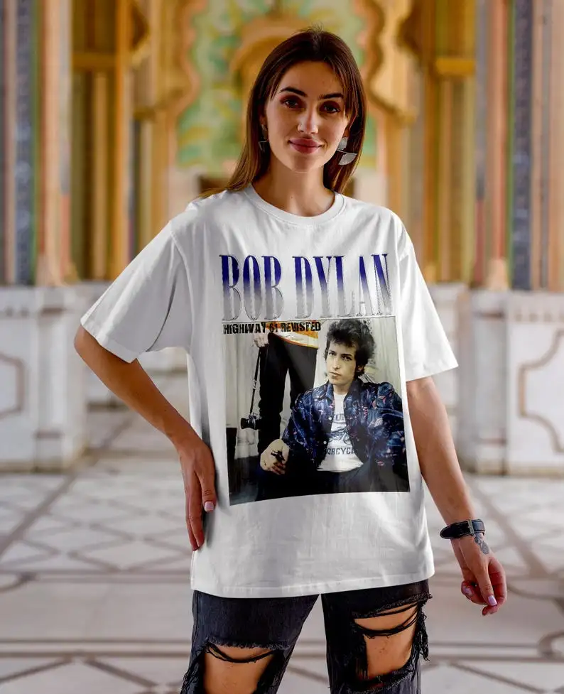 Vintage Bob Dylan T-Shirt: Singer-Songwriter Graphic Tee